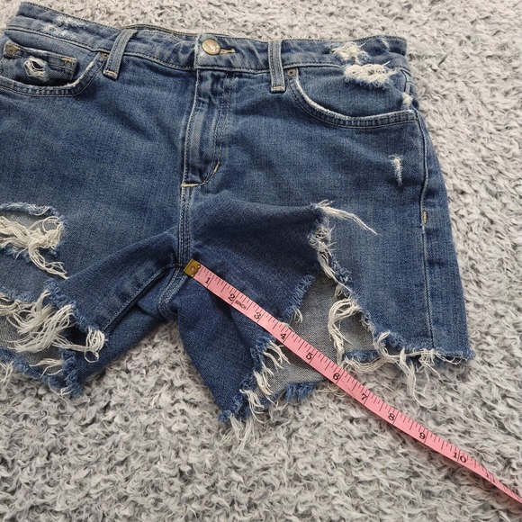 Joe's Jeans Shorts Womens 26 Blue Cut Off Distressed Mid Rise Thrashed Normcore - Picture 7 of 9
